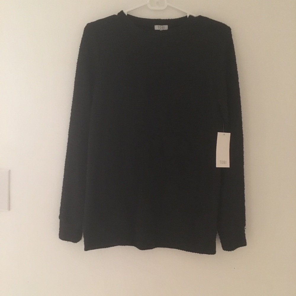 NWT‼️ Black back-zip sweater